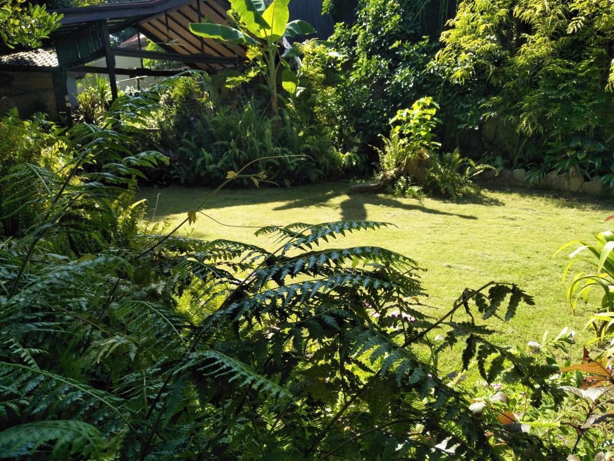 La Kubu Bali Homestay Tejakula Exterior photo